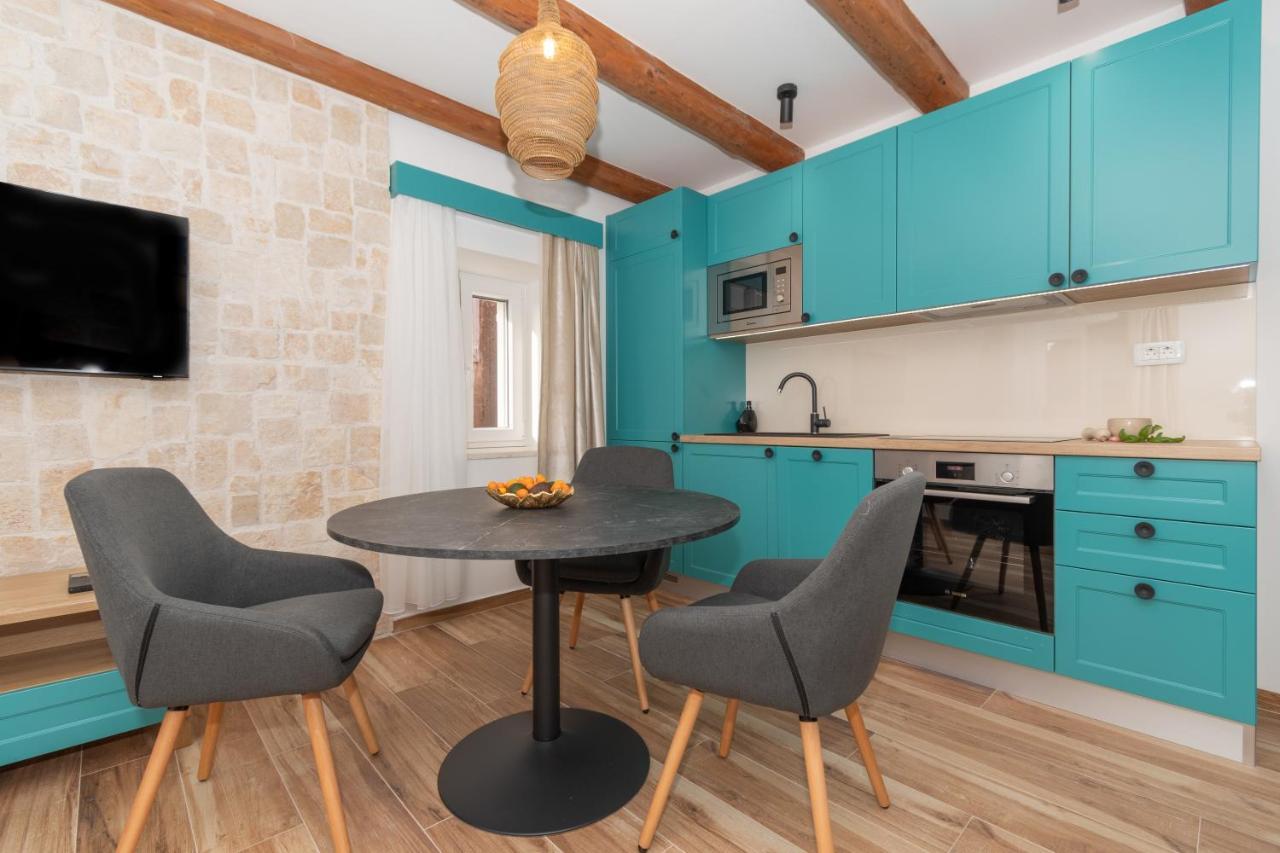 Ivka Makarska - Modern And Luxurious Oldtown Apartament Zewnętrze zdjęcie