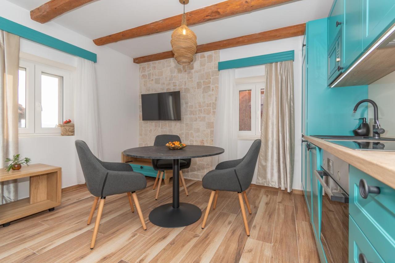 Ivka Makarska - Modern And Luxurious Oldtown Apartament Zewnętrze zdjęcie
